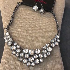 BLING!!!! Paparazzi Zi Collection piece